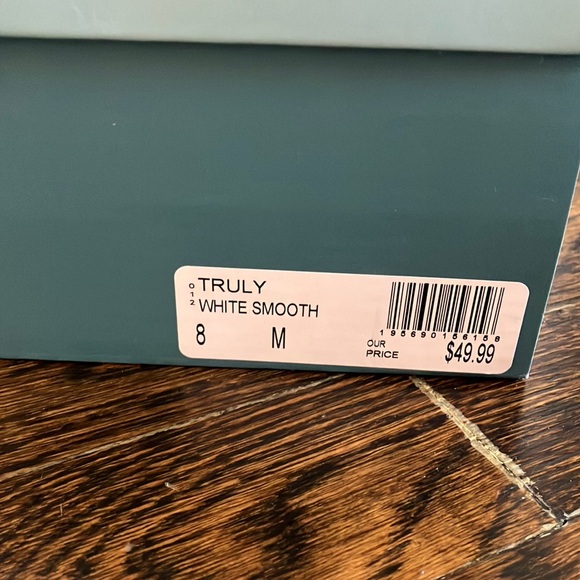 Cliffs by White Mountain Braided Slide Sandals - Picture 5 of 5